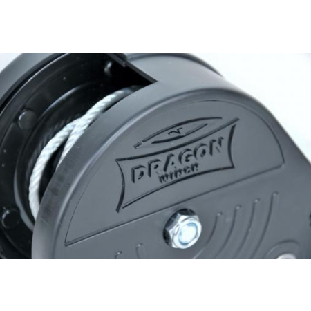 Wyciągarka Dragon Winch DWK 25 C – ręczna, 1133 kg, pas/lina 10 m, jednobiegowa, z obudową
